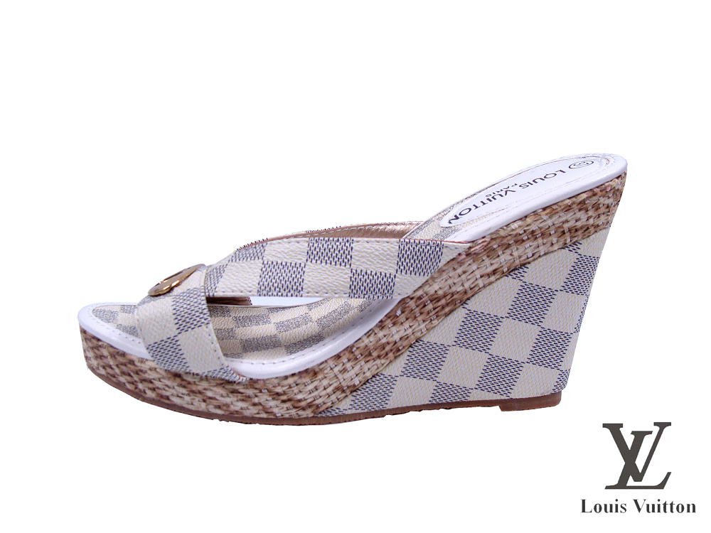 LV sandals039